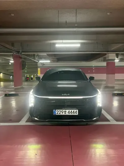 Kia K8