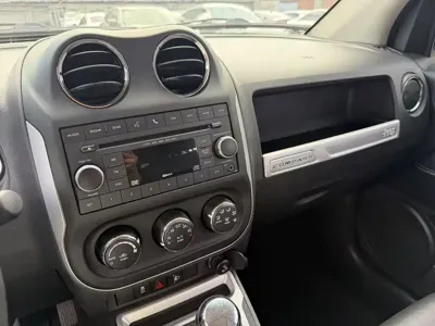 Jeep Compass (Import)