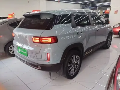 Geely ICON