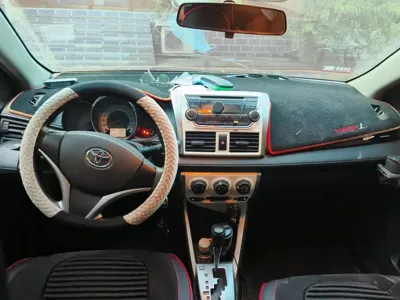 Toyota Yaris L