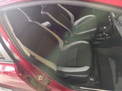 Toyota Yaris L