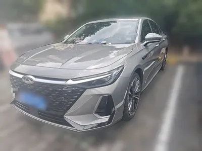 Chery Arrizo 8