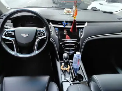 Cadillac XTS