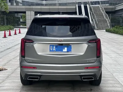 Cadillac XT6