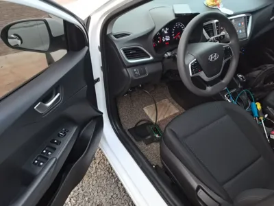 Hyundai Verna RV