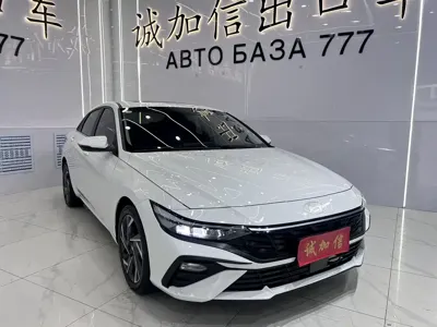 Hyundai Elantra