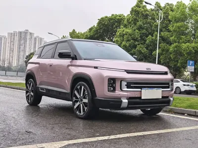 Geely ICON