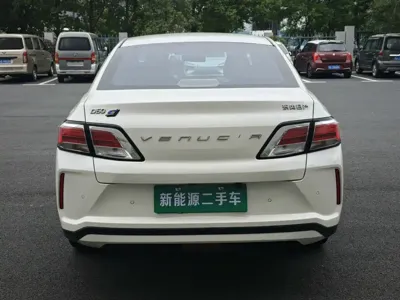 Venucia D60 EV