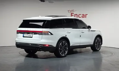 Lincoln Aviator