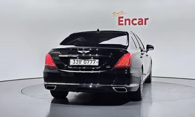 Genesis EQ900