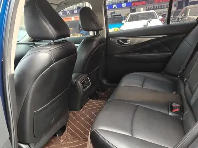 Infiniti Q50L