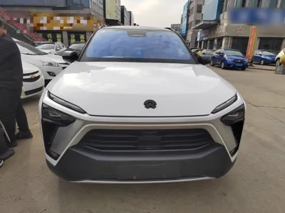 Nio ES8