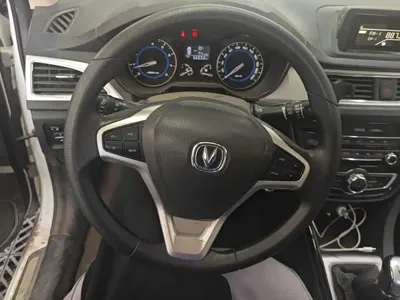 Changan V7