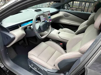 Lynk & Co Z10