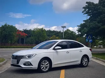 Roewe i5