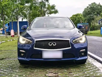 Infiniti Q50L