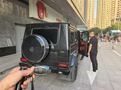 Mercedes-Benz G-Class