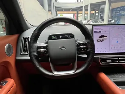 Li Auto Li L7