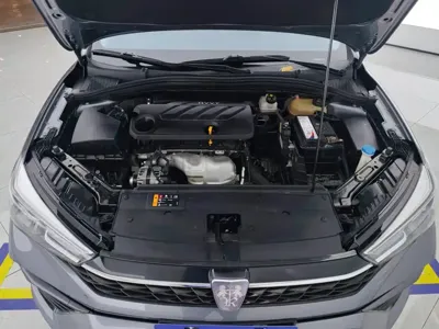 Roewe i5