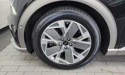 Genesis GV60