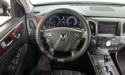 Hyundai Equus