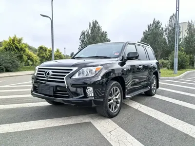 Lexus LX
