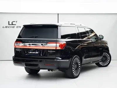 Lincoln Navigator