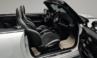 MINI Cooper Convertible