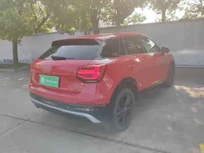 Audi Q2L