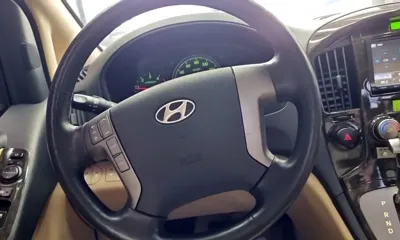 Hyundai Starex