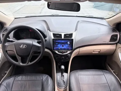 Hyundai Verna