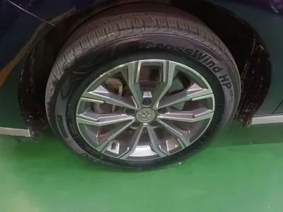 BYD MAX