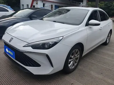 Roewe i5