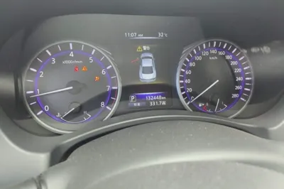 Infiniti Q60