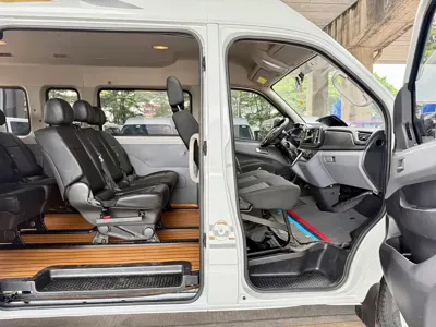 Maxus V80