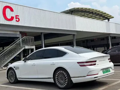 Genesis Electric G80