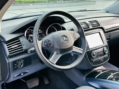 Mercedes-Benz R-Class