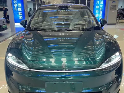 智界 Zhijie R7