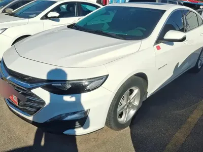 Chevrolet Malibu XL