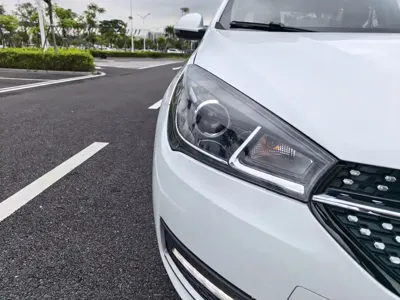 Chery Arrizo 5