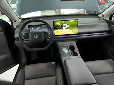 Leapmotor C10