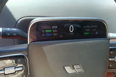 Li Auto L8