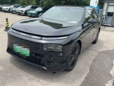 Xpeng G9
