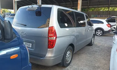 Hyundai Starex