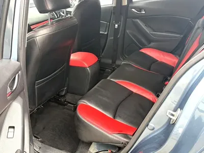 Mazda 3 Axela