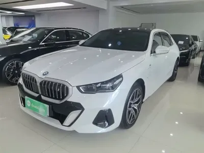 BMW i5