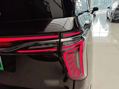 Hongqi Hongqi HQ9 PHEV