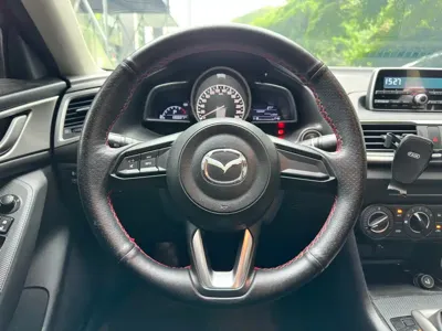 Mazda 3 Axela