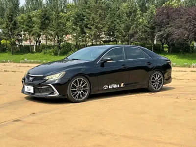 Toyota Reiz
