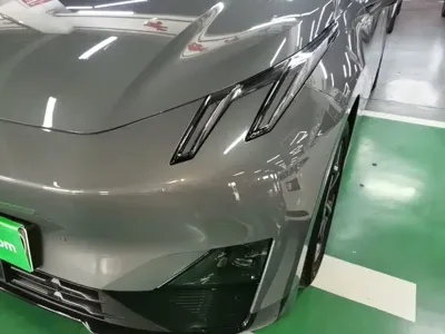 Lynk & Co Z20